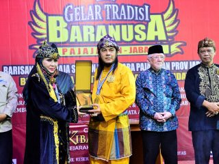 GELAR  TRADISI  BARANUSA  PAJAJARAN  JAWA BARAT